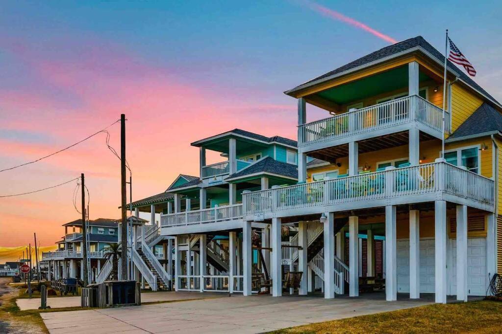 Beachfront*Spectacular View*4 Bd*Sleeps 14 Villa Bolivar Peninsula Eksteriør billede